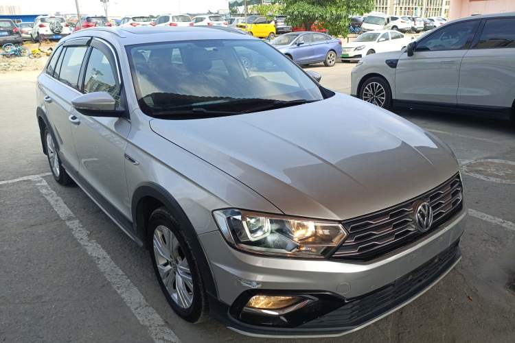 Used Volkswagen C-TREK 2017 1.6L Automatic Comfort Model
