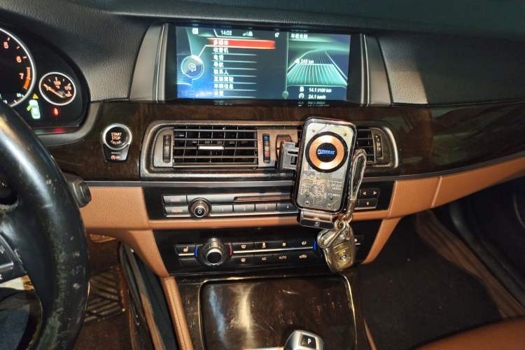 Used BMW 5 Series 2014 528Li Leading Model Audio And AC Panel