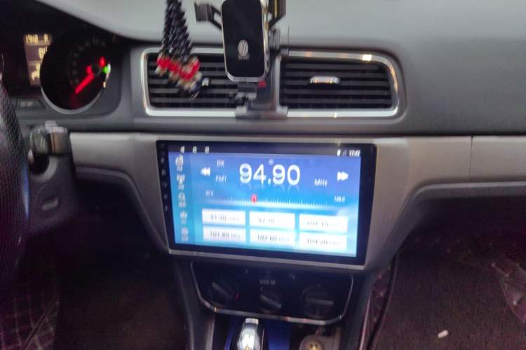 Used Volkswagen Lavida 2017 1.6L Automatic Comfort Edition
