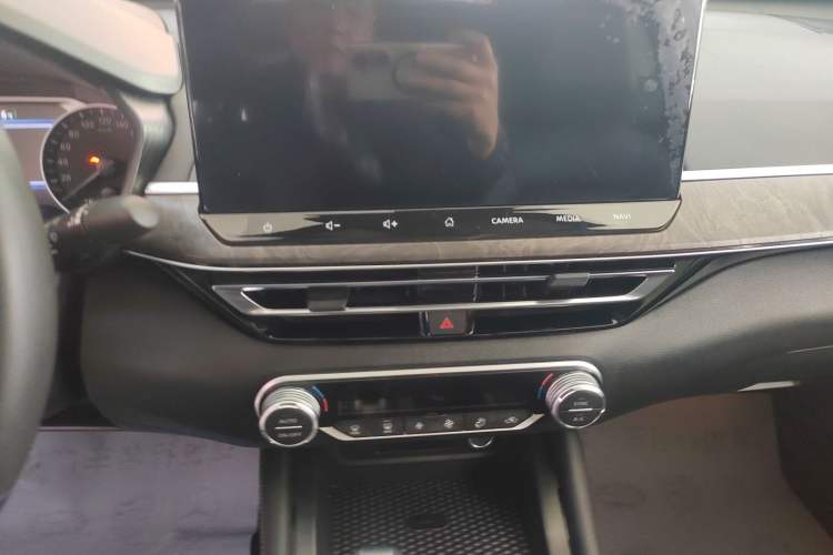 Used Nissan Teana 2022 2.0L XL-TLS Enjoyment Edition Audio And AC Panel