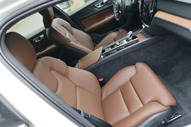 Used Volvo S60 2025 B4 Zhiyuan Luxury Edition Right Front Seat