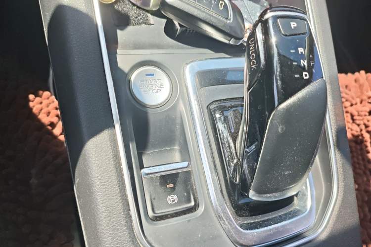 Used Dongfeng Aeolus E70 2022 500 Ultra-Enjoyment Edition Gear Lever