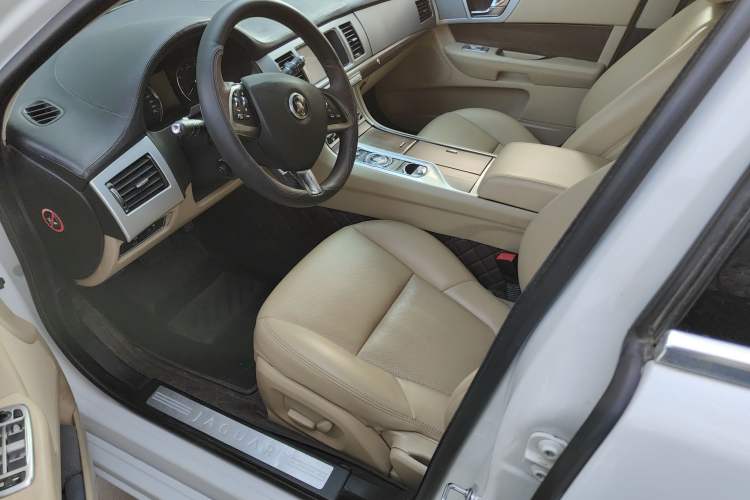 Used Jaguar XF 2013 XF 2.0T Luxury Edition