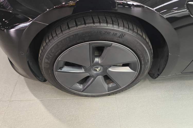 Used Tesla Model 3 2022 Rear-Wheel-Drive Version
