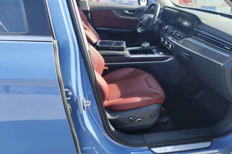 Used Hongqi HS5 2023 2.0T Four-Wheel Drive Flagship Pro Edition
