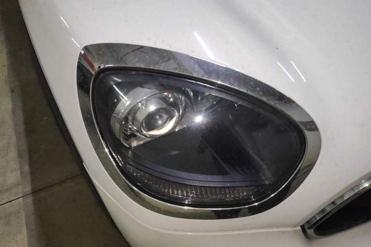 Used MINI Countryman 2018 1.5T COOPER ALL4 Artist Right Front Headlight