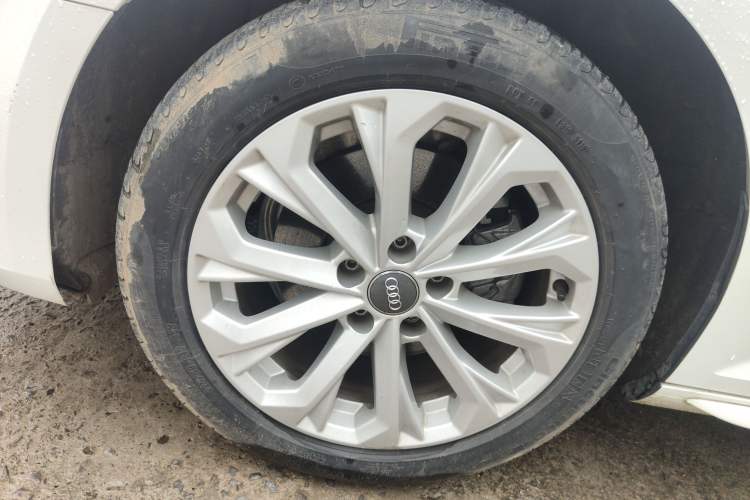 Used Audi A4L 2019 40 TFSI Ambition China VI