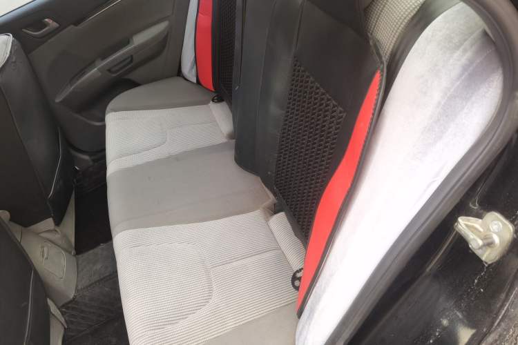 Used Geely Auto Classic Emgrand 2012 Sedan 1.5L Manual Chao Yue Model Left Rear Seat