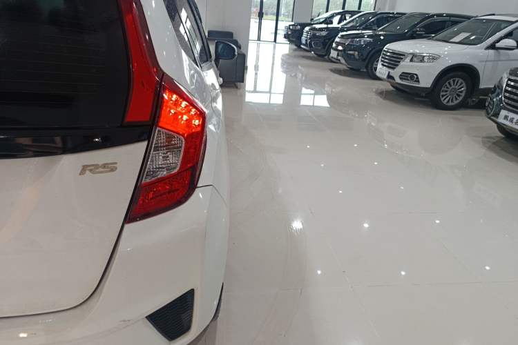 Used Honda Fit 2016 1.5L LX CVT Comfort Model Right Rear Taillight