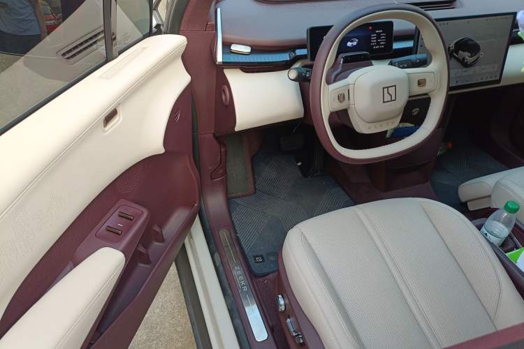 Used Zeekr X 2025 Four-Seater Rear-Drive Cube Version
