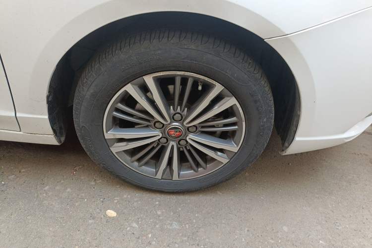 Used Roewe i5 2019 1.5L Automatic 4G Connected Langhao Edition
