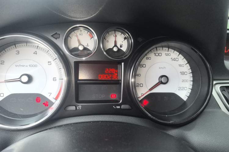 Used Peugeot 308 2014 Enjoy Edition Classic 1.6L Manual YouShang Model
