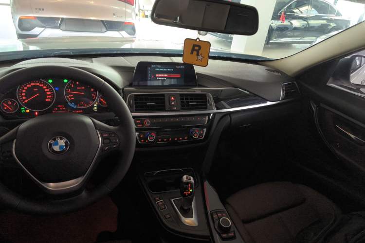 Used BMW 3 Series 2018 320Li xDrive Fashion Model