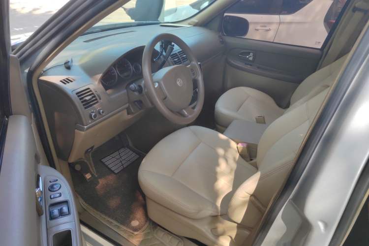 Used Buick GL8 2012 2.4L BASE Comfort Edition