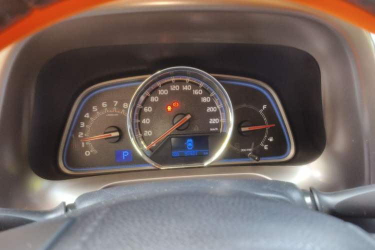 Used Toyota RAV4 2015 2.0L CVT Four-Wheel Drive New Edition