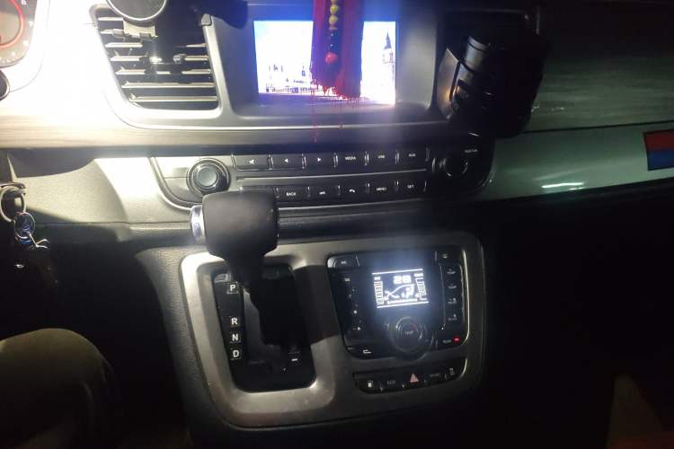 Used SAIC MAXUS RG10 