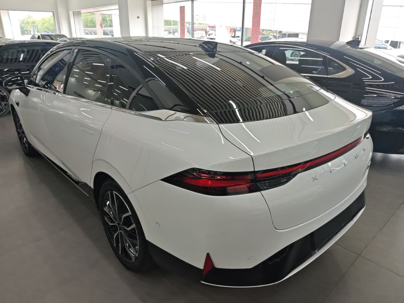 XPeng P5 2022 550E — снимка 4