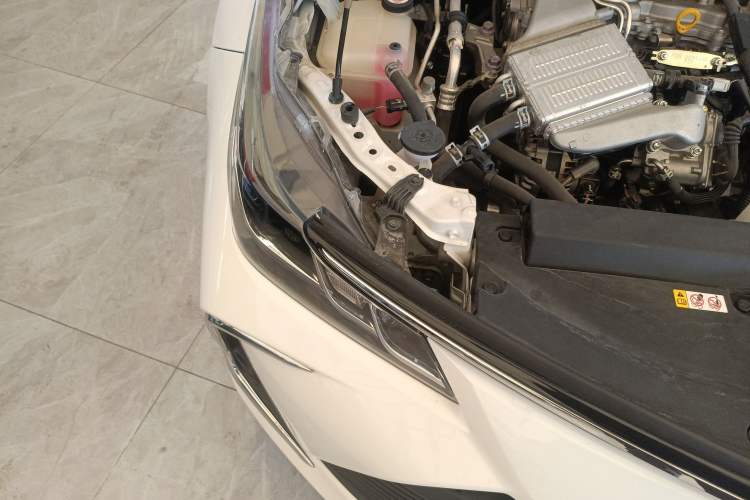 Used Toyota Corolla 2021 1.2T S-CVT Pioneer PLUS Edition Right Front Headlight