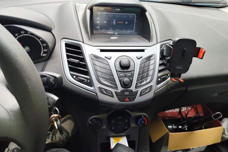 Used Ford Fiesta 2013 Hatchback 1.5L Automatic Fashion Edition Audio And AC Panel