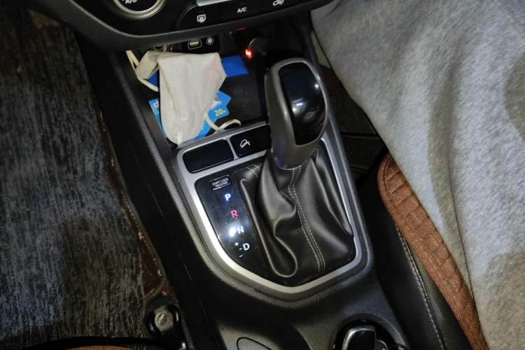 Used Hyundai ix25 2015 1.6L Automatic Two-Wheel Drive Smart GLS Trim
