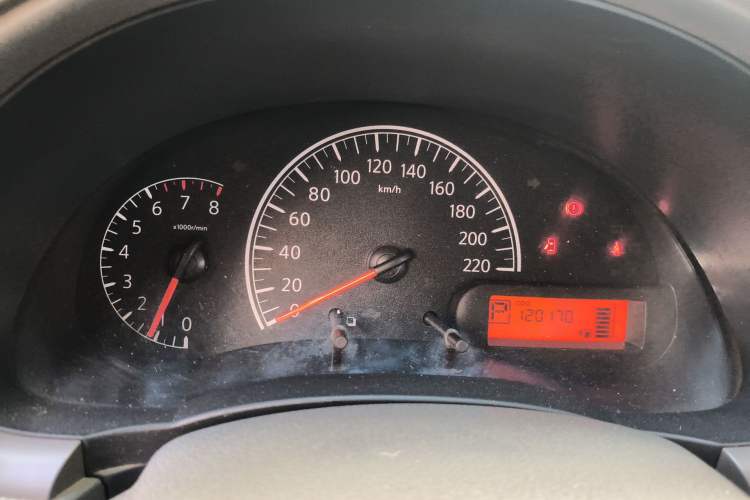 Used Nissan Sunny 2016 1.5XE CVT Leading Edition Instrument Cluster