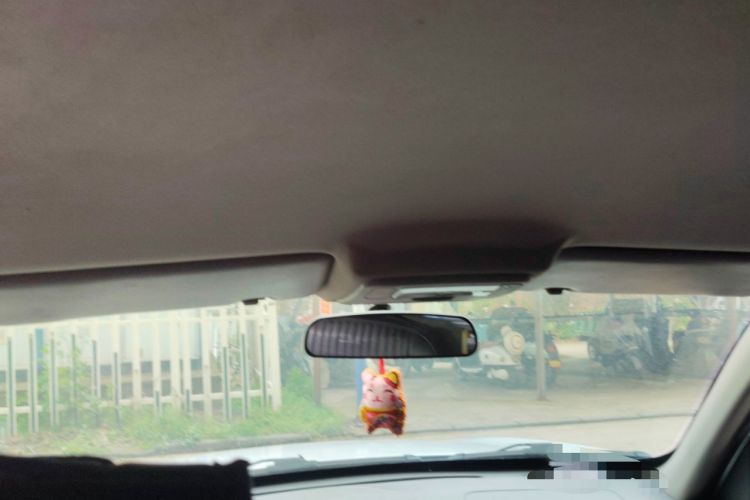 Used Chery Tiggo 3 2014 Magic Edition 1.6L Manual Fashion Version Headliner