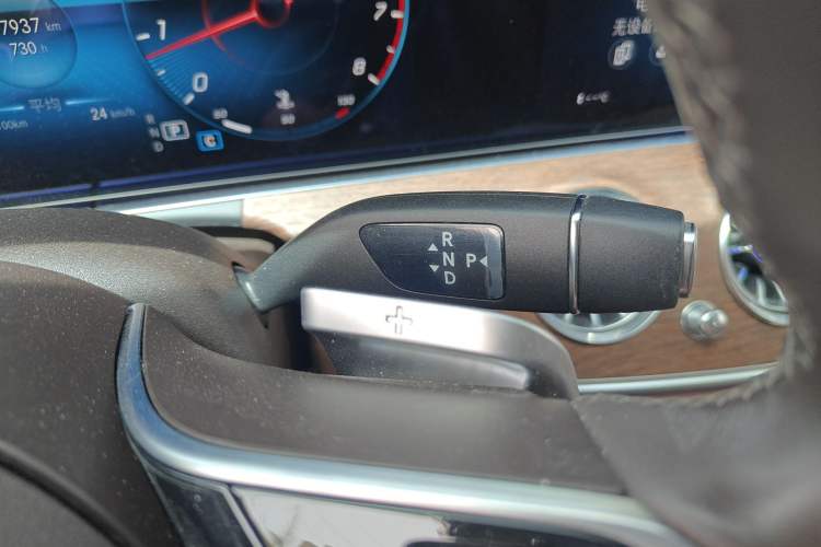 Used Mercedes-Benz E-Class 2023 Facelift E 260 L