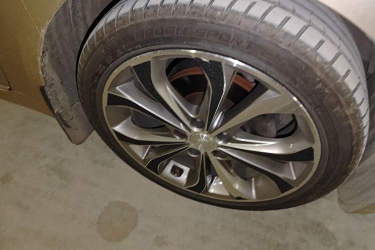 Used Hyundai Sonata 2013 2.4L Automatic Luxury Version China IV Standard
