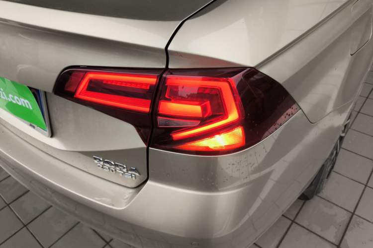 Used Volkswagen Bora 2016 230TSI DSG Luxury Version Exterior 3