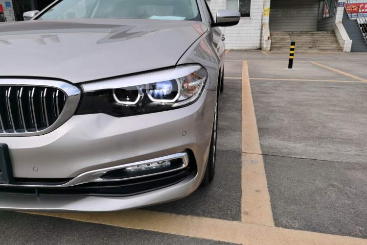 Used BMW 5 Series 2019 525Li Luxury Package