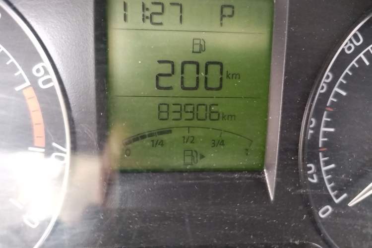 Used Skoda Rapid 2016 1.6L Automatic Chuanxing Edition Odometer Close Up