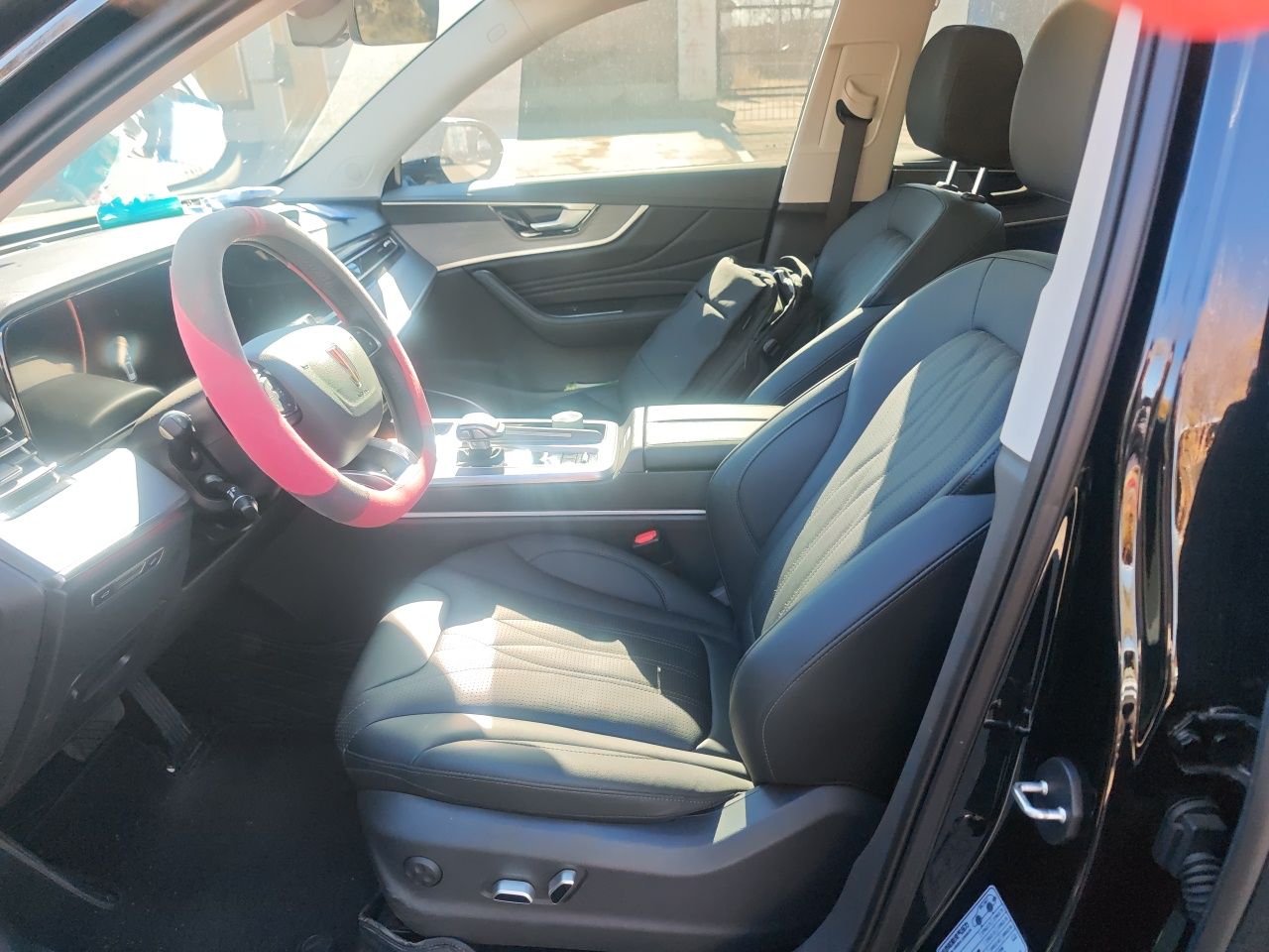 Hongqi HS5 2026 Model 2.0T Two-Wheel Drive Qi Xiang Pro Edition — снимка 12