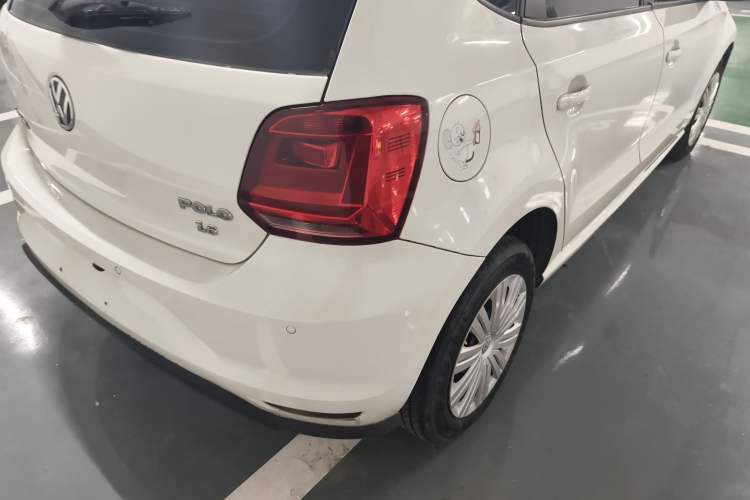 Used Volkswagen Polo 2016 1.6L Automatic Comfort Model