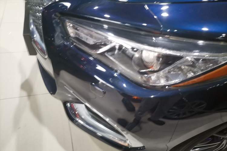 Used Infiniti QX60 2016 2.5 S/C Hybrid Two-Wheel-Drive Excellence Edition China V Standard Left Front Headlight