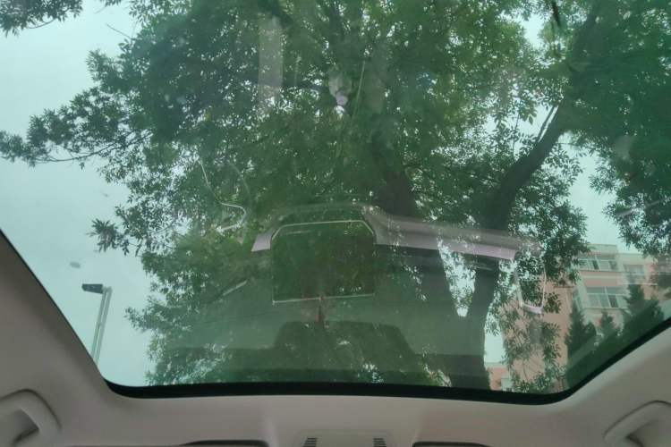 Used Volkswagen ID.6 CROZZ 2021 Long-Range PRO Edition Headliner