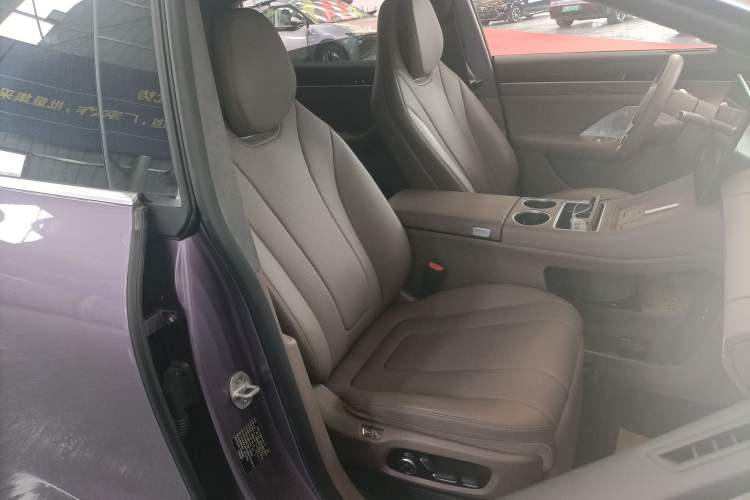 Used Hima Luxeed R7 2025 Extended-Range 331km Ultra
