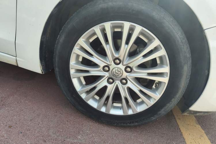 Used Buick GT 2017 15N Automatic Elite Version
