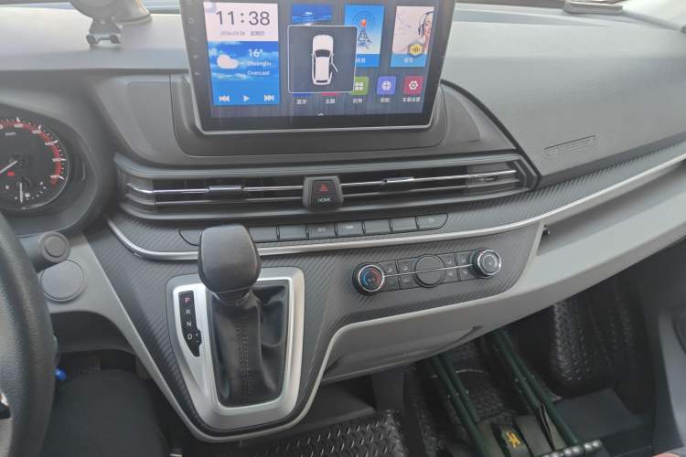 Used SAIC MAXUS Xintu V80 