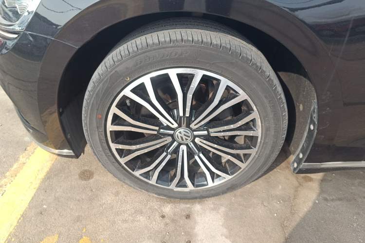 Used Volkswagen Phideon 2018 Revised Version 380TSI Two-Wheel Drive Business Edition