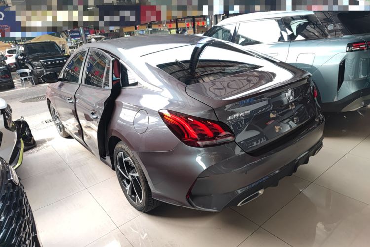 Used MG 5 2021 Revised 300TGI DCT Qingshè Luxurious Enjoyment Edition