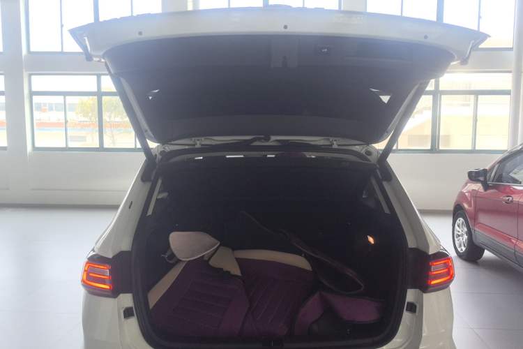 Used Volkswagen Tharu 2023 300TSI Two-Wheel-Drive Full Moon Edition Trunk