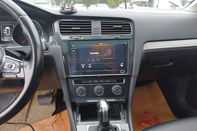 Used Volkswagen Golf 2020 200TSI DSG Comfortable and Ambitious Edition
