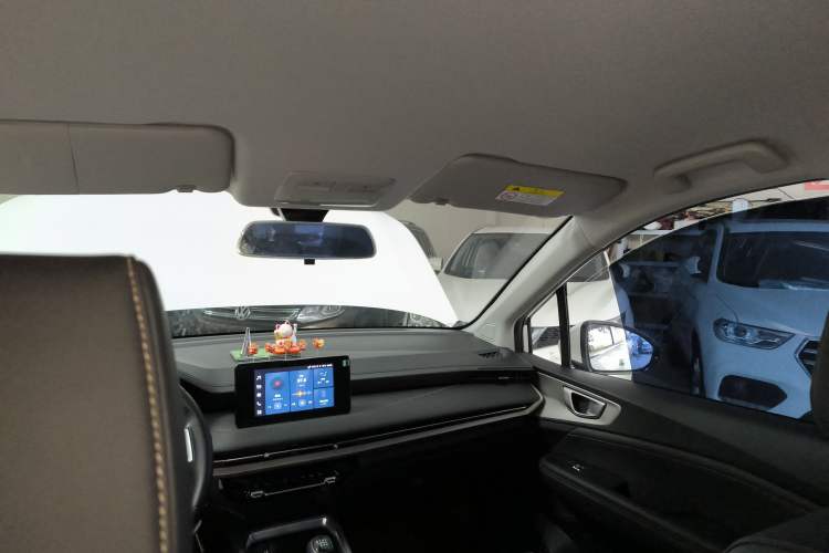 Used Wuling Jiachen 2022 1.5L Manual Comfort Edition