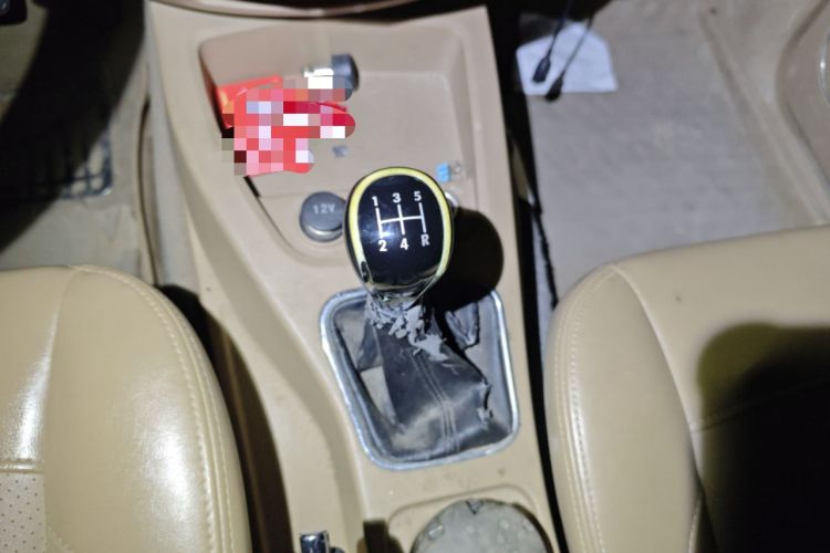 Used Wuling Hongguang 2014 1.2L S Comfort Model China IV
