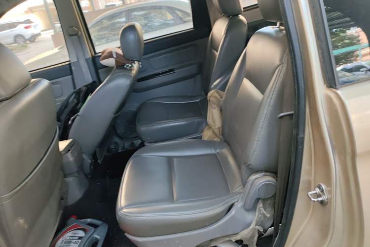Used BAIC Weiwang M20 2014 1.5L Comfort Version BJ415B Left Rear Seat