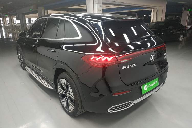 Used Mercedes-Benz EQE SUV 2024 500 4MATIC Luxury Edition Rear Left 45 Deg