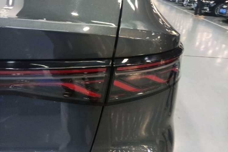 Used Chery Fengyun A8L 2025 1.5 TGDI 145 km Luxury Version