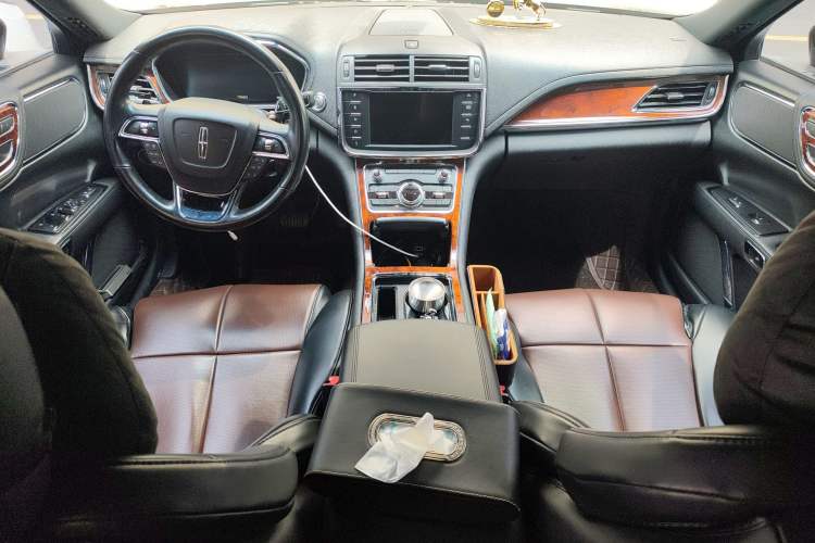 Used Lincoln Continental 2019 2.0T Two-Wheel Drive Luxury Edition China VI Standard