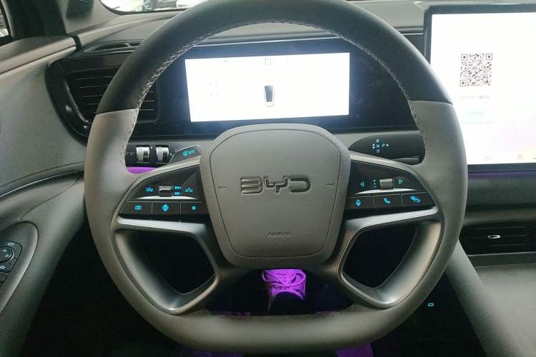 Used BYD Sealion 06 New Energy 2025 Model DM-i 170 Navigation Pro Edition