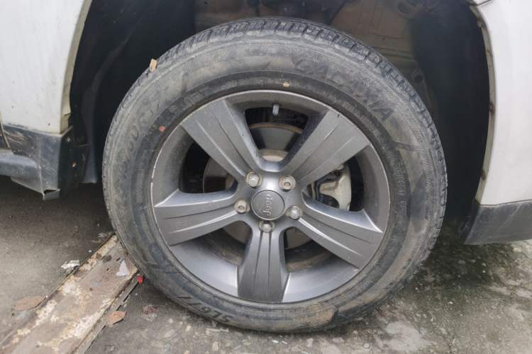 Used Jeep Compass 2014 2.4L four-wheel drive sport version